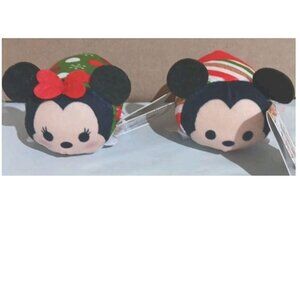 Disney Tsum Tsum Christmas Holiday Mini Figures Set Mickey & Minnie